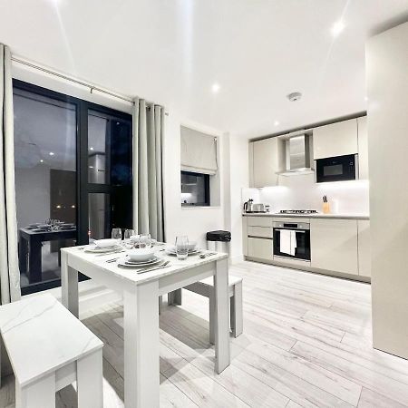Queens Luxury Apartments Wembley Stadium - London Exterior photo