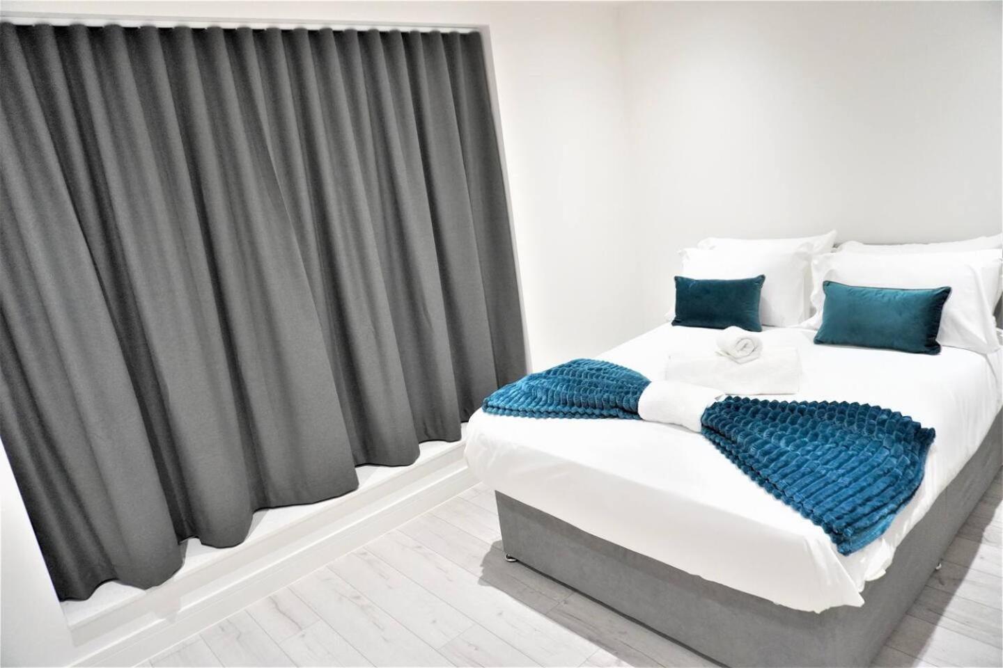 Queens Luxury Apartments Wembley Stadium - London Exterior photo