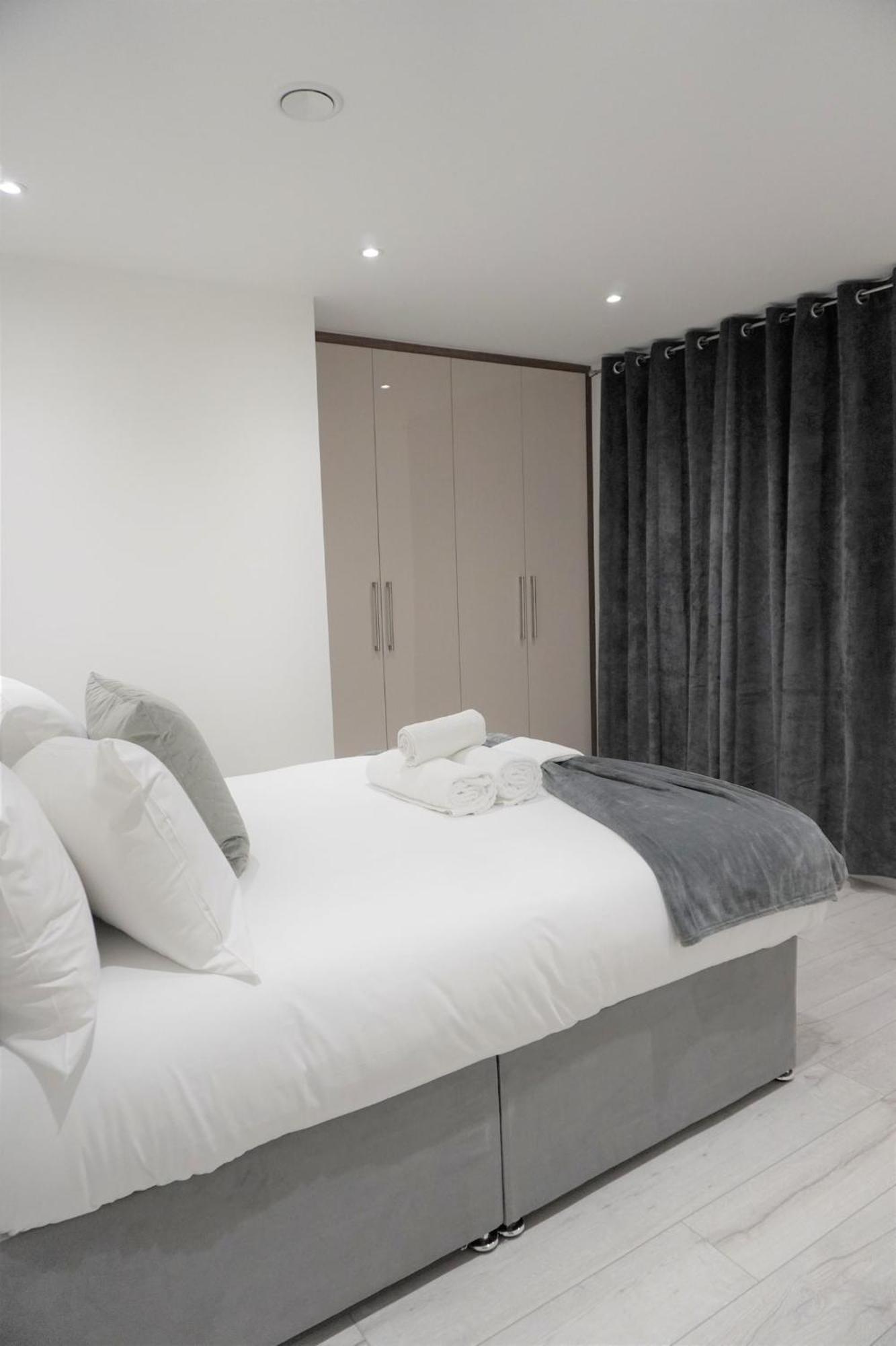 Queens Luxury Apartments Wembley Stadium - London Exterior photo